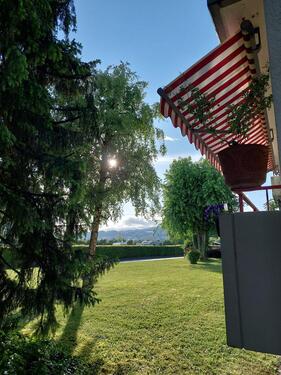 Foto - Große, helle 4-Zimmer-Wohnung in ruhiger Lage am Rhein