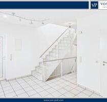 Helle und großzügige Büroflächen über zwei Etagen in Pulheim