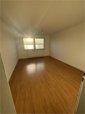 Foto - Dachgeschosswohnung 3. OG - 500,00&nbsp;EUR Kaltmiete, ca.&nbsp; 62,00&nbsp;m&sup2;