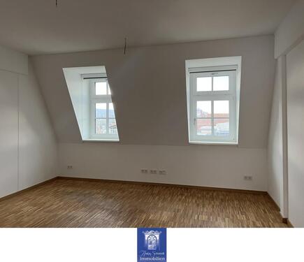 Foto - Exklusive hübsche Dachgeschosswohnung! Barrierefrei mit Loggia!