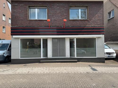 Foto - Ladenlokal in guter Lage - 1.000,00 EUR Kaltmiete, ca.  97,00 m²