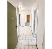 Immobilienpaket - 2 Wohnungen & 3 Garagen - Essen Stadtbezirk IV