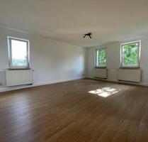 Lichtdurchflutete 2-Raum-Wohnung für 310€ kalt - Schmölln