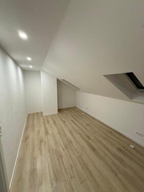 Foto - 2-Zimmer-Dachgeschosswohnung in Neckargemünd - teilmöbliert