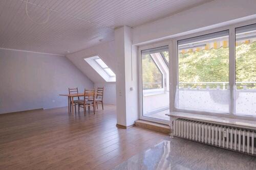 Foto - Geräumige 3-Zimmer Wohnung Blick ins Grüne