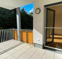 Moderne 2,5 Zi-Wohnung in Meckenbeuren mit Balkon, Aufzug und TG