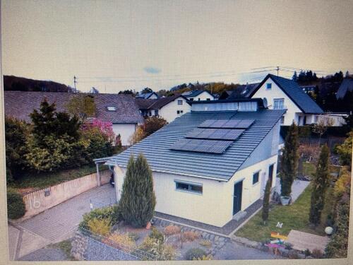 Foto - Gepflegtes Einfamilienhaus mit Einliegerwohnung in Nörtershausen