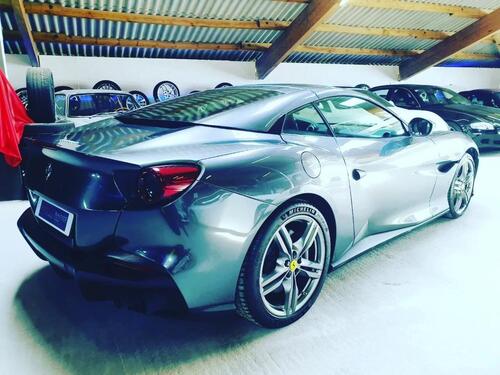 Foto - Car Storage Stellplatz Garage Halle Sportwagen Oldtimer uvm.