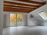 Foto - Neu renovierte Dachgeschosswohnung