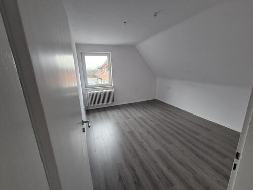 Foto - 3 Zimmer Dachgeschoßwohnung zur Miete in Baunatal
