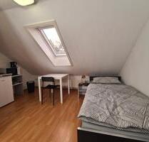 Amt willkommen!!! 1-Zimmer-Apartment + Bad + Küchenzeile + Garten - Neustetten