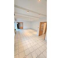 4-Zimmer-Wohnung 136 m² mit Terrasse & neuer Küche - Mülheim-Kärlich
