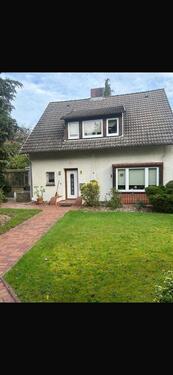 Foto - Zu verkaufen steht ein 1-2 Familienhaus in ruhiger Lage in Bergen