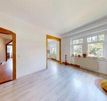 +++ Familiennest -- hier werden Sie sich wohlfühlen +++ Dachgeschoßwohnung Annaberg-Buchholz mit Blick ins Grüne