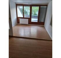 Dachgeschosswohnung - 900,00 EUR Kaltmiete, ca.  67,00 m² in Lahr (Schwarzwald) (PLZ: 77933)