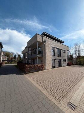 Foto - Attraktive 2-3-Zimmer-EG-Wohnung mit Terrasse