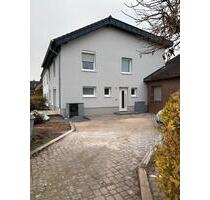 Charmante 4,5 Zimmer Wohnung mit Garten in Köln-Heimersdorf
