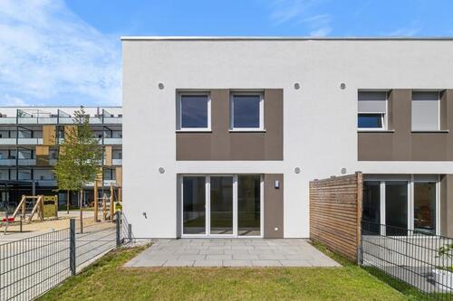 Foto - Erstbezug: Reiheneckhaus mit Garten, Dachterrasse und optimaler Anbindung in Augsburg-Kriegshaber