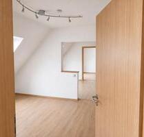 Schöne Dachgeschosswohnung in der Alten Bahnhofstraße 40 - Bochum Bochum-Ost