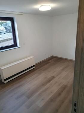 Foto - Erdgeschoßwohnung in Sachsenheim zur Miete