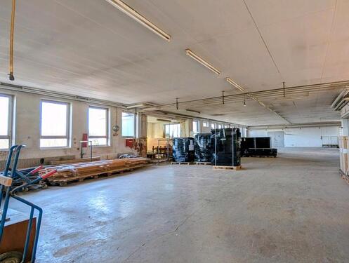 Foto - Lagerhalle in Top-Lage Altenkirchen – 3,50 €m²