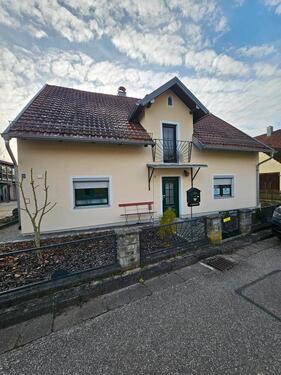 Foto - Gepflegtes Einfamilienhaus im Grünen mit großem Grundstück