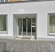 Laden- oder Bürofläche im Erdgeschoss in bester Lage am Stadtplatz Vilshofen, ca. 172 m², ab 1.5.26 - Vilshofen an der Donau