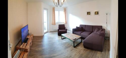 Foto - Möbliert: 2 Zimmer Küche Bad Balkon ab SOFORT