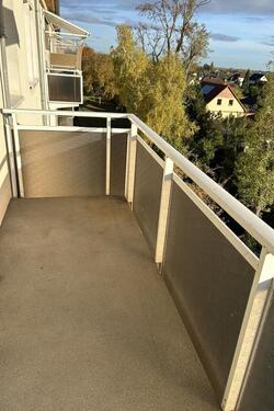 Foto - Schnell sein: Bezahlbare 4-Zimmer-Wohnung mit Balkon!!!