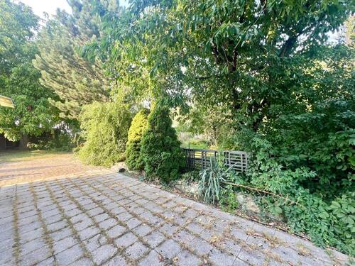 Foto - Parkplatz im Hinterhof, abschliessbares Tor, 1min Bhf Luckenwalde