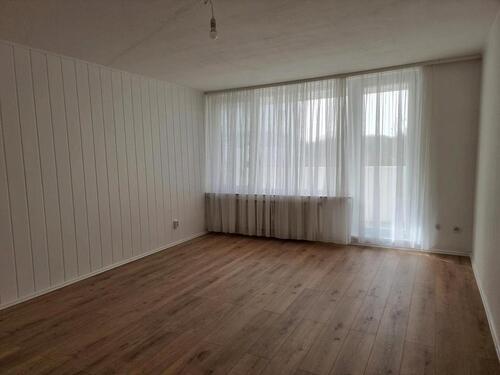 Foto - 2-Z.Wohnung inkl. Einbauküche, Einbauschrank (Schlafz.), Badmöbel