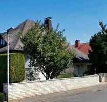Exklusive Villa (2FH) in Erzhausen - Top-Feldrandlage