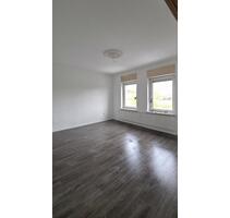 Erstbezug nach Sanierung 3,5 Zi Wohnung mit neuem Badezimmer, Garten und Keller in Salzgitter Thiede Erstbezug nach Sanierung 3,5 Zi Wohnung mit neuem Badezimmer, Garten und Keller in Salzgitter Thiede