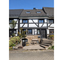 Traum Fachwerkhaus mit Kamin, Pool, Gartenhaus, Sauna 3,5 Zimmer - Engelskirchen