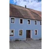 3 Zimmer Wohnung zur Miete - 9,00&nbsp;EUR Kaltmiete, ca.&nbsp; 119,00&nbsp;m&sup2; in Kemnath (PLZ: 95478)