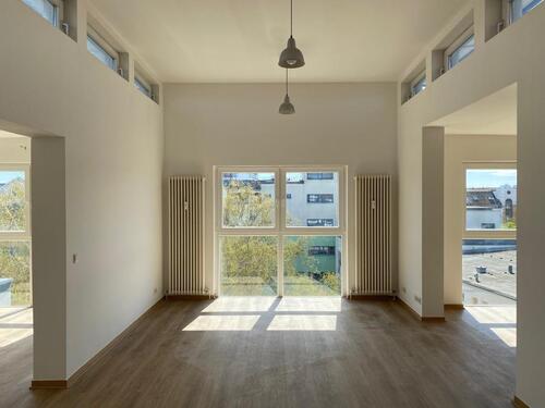 Foto - helle 3 Zi. Penthousewohnung mit 2 Dachterrassen zu vermieten