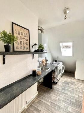 Foto - Gemütliche Dachgeschosswohnung mit zwei Zimmern in zentraler Lage Hannovers!