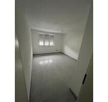 Erstbezug nach Sanierung: Charmante 3-Zimmer-Wohnung in Ditzingen