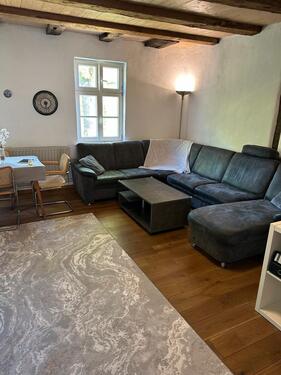Foto - 3-Zimmer-Wohnung (98 m²) - 850,00&nbsp;EUR Kaltmiete, ca.&nbsp; 98,00&nbsp;m&sup2;