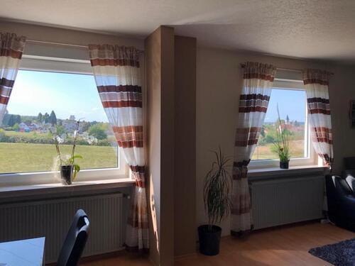 Foto - Schwalbach, 4 ZKB, sehr schöne Wohnlage am Ortsrand