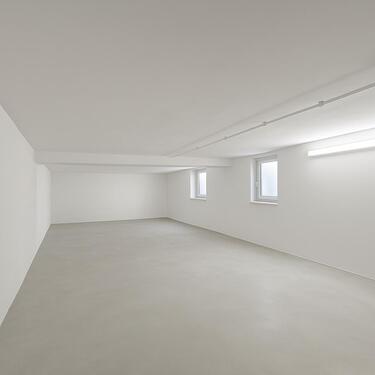 Foto - Abschließbarer, frisch sanierter Kellerraum 66qm in Bahnhofsnähe