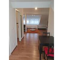 Schöne helle und zentrale Penthousewohnung DG - Wohnung - Krefeld