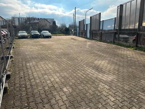 Foto - Stellplatzfläche zu vermieten Autohandel Freifläche u.v.m.