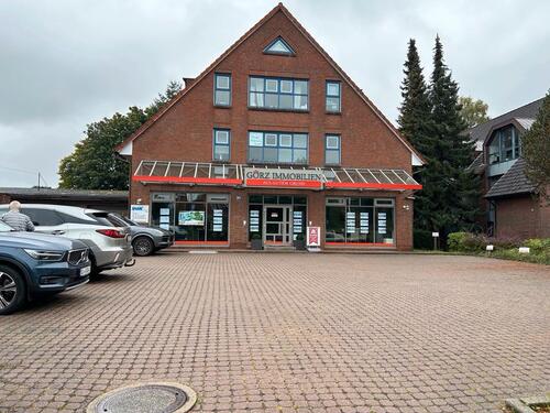 Foto - Stellplatz, Parkplatz für PKW mitten in Norderstedt