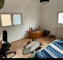 WG Zimmer in Stuttgart - 435,00&nbsp;EUR Kaltmiete, ca.&nbsp; 80,00&nbsp;m&sup2; in Stuttgart (PLZ: 70372) Bad Cannstatt