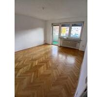 4 Zimmer Wohnung zentrumnah - 1.100,00 EUR Kaltmiete, ca.  90,00 m² in Bayreuth (PLZ: 95445) Meyernberg