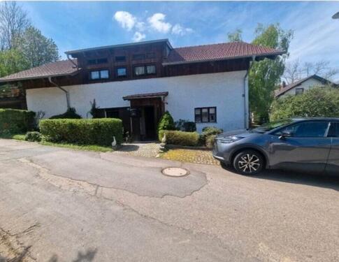 Foto - Haus zur Miete - Komplett möbliert, 2 Etagen, 2,5 Bäder, Garten,