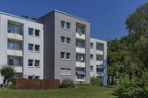 Foto - Renovierte 4-Zimmer-Wohnung in modernisierten Mehrparteienhaus!