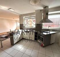 Attraktive 3-Zi.-Wohnung mit Balkon, Aufzug & optional Garagenstellplatz - Lüneburg