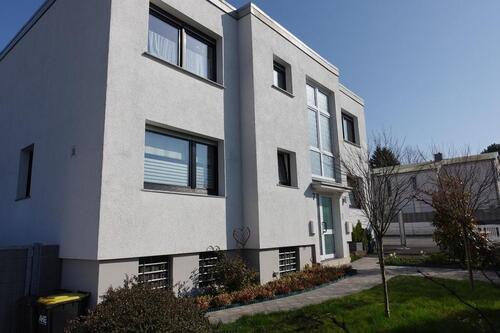 Foto - Hochwertig modernes 2 Familienhaus mit Gewerbehalle